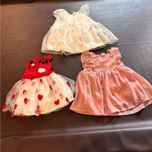 💥 Buy 2 get 1 Free 💥 Set of Three Baby Dresses - White, Red, and Pink - Picture 1 of 3